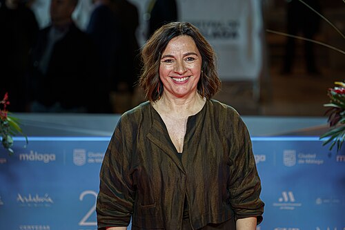 Catalina Solivellas at the Red Carpet of the Malaga 2025 Festival next to Cervantes Theater