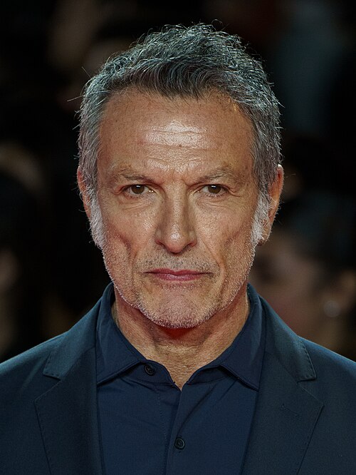 Cosimo Fusco at the Red Carpet of the Malaga 2025 Festival next to Cervantes Theater