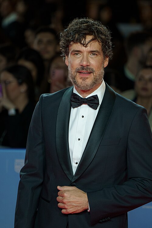 Daniel Grao at the Red Carpet of the Malaga 2025 Festival next to Cervantes Theater