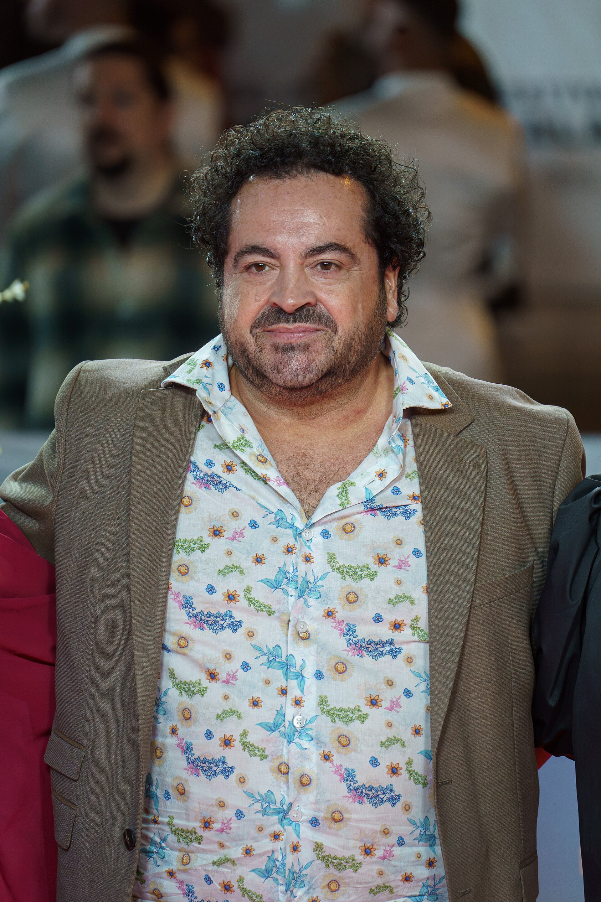 Daniel Ortiz Entrambasaguas at the Red Carpet of the Malaga 2025 Festival next to Cervantes Theater