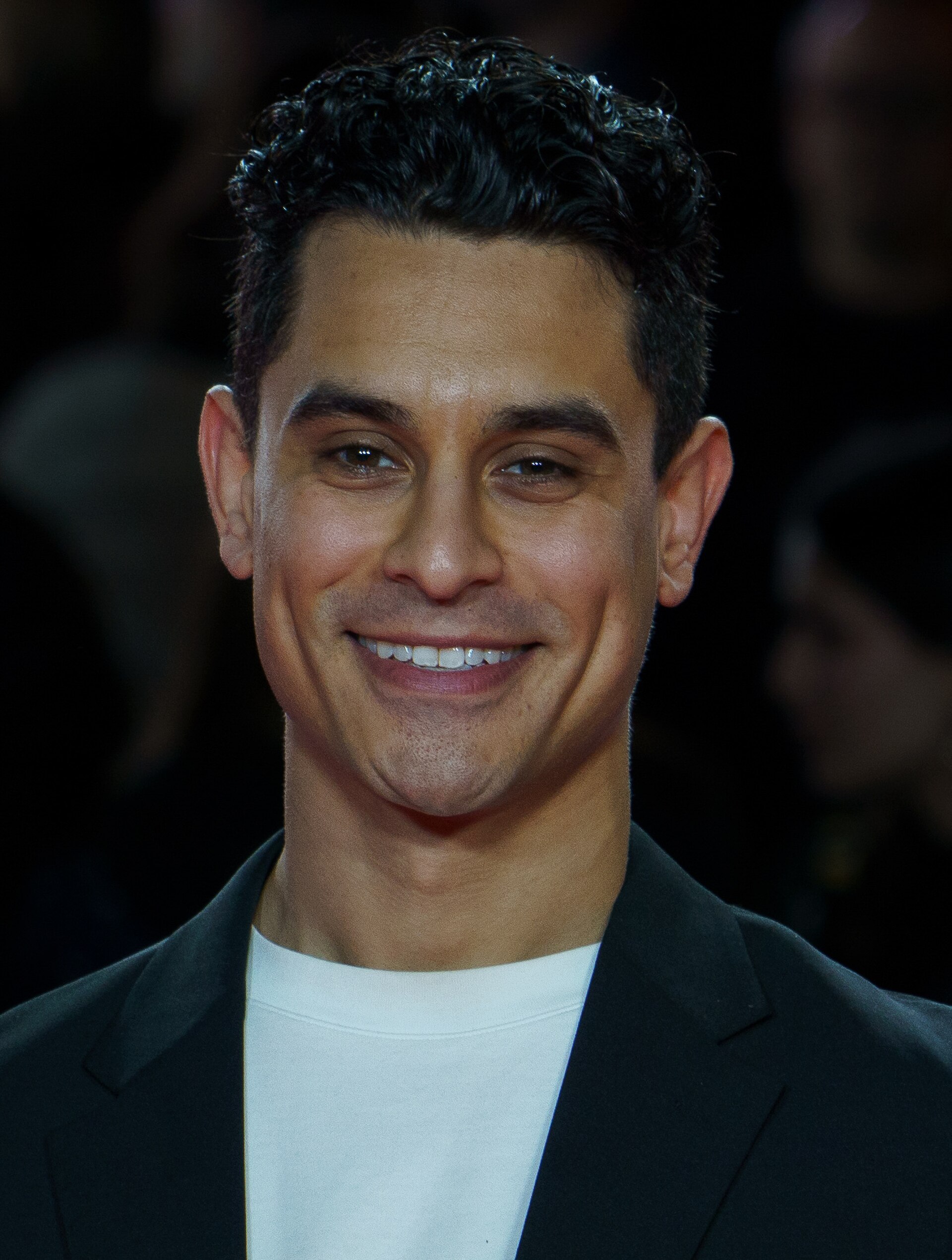 David Suárez at the Red Carpet of the Malaga 2025 Festival next to Cervantes Theater