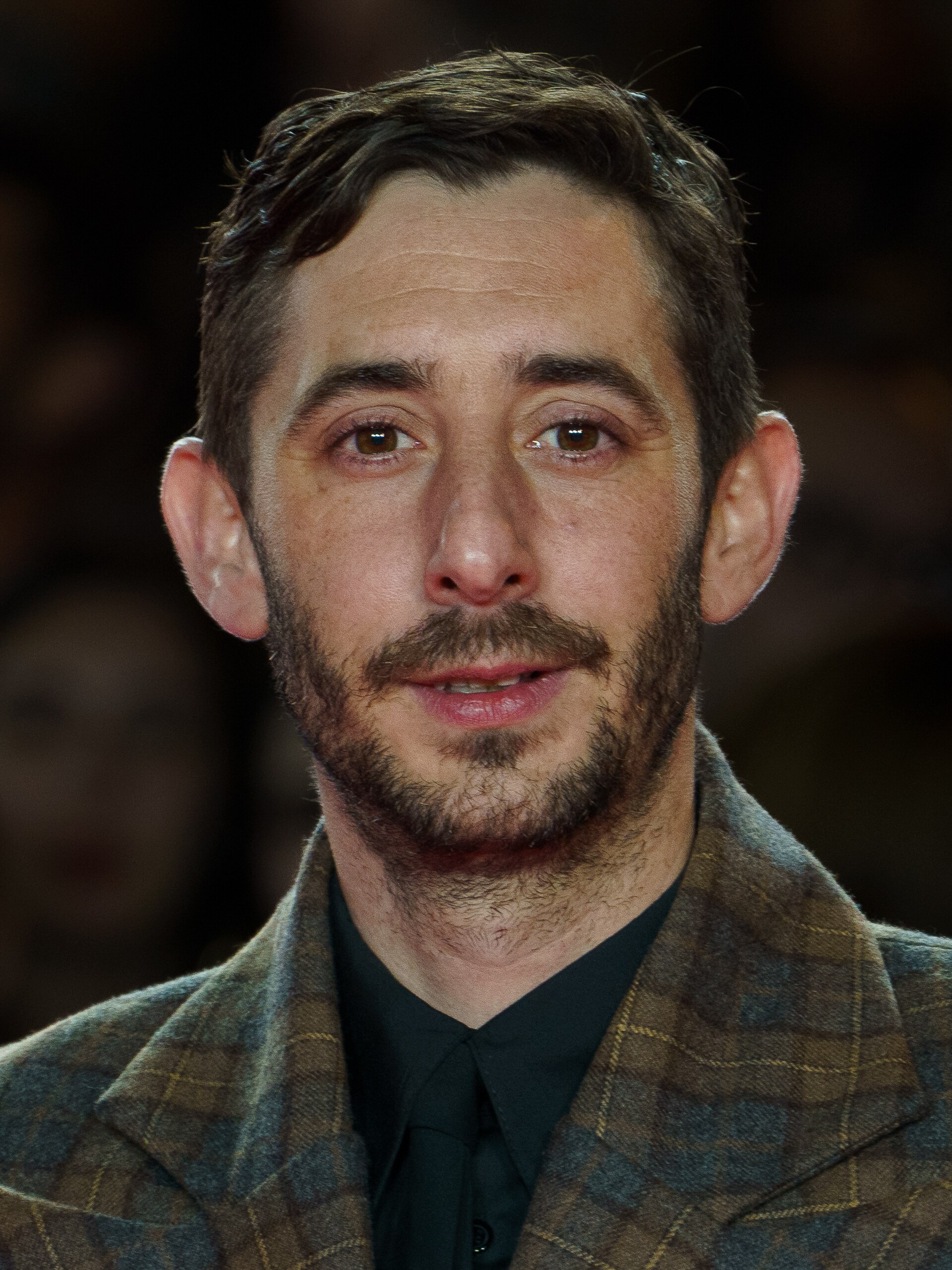 Enric Auquer at the Red Carpet of the Malaga 2025 Festival next to Cervantes Theater