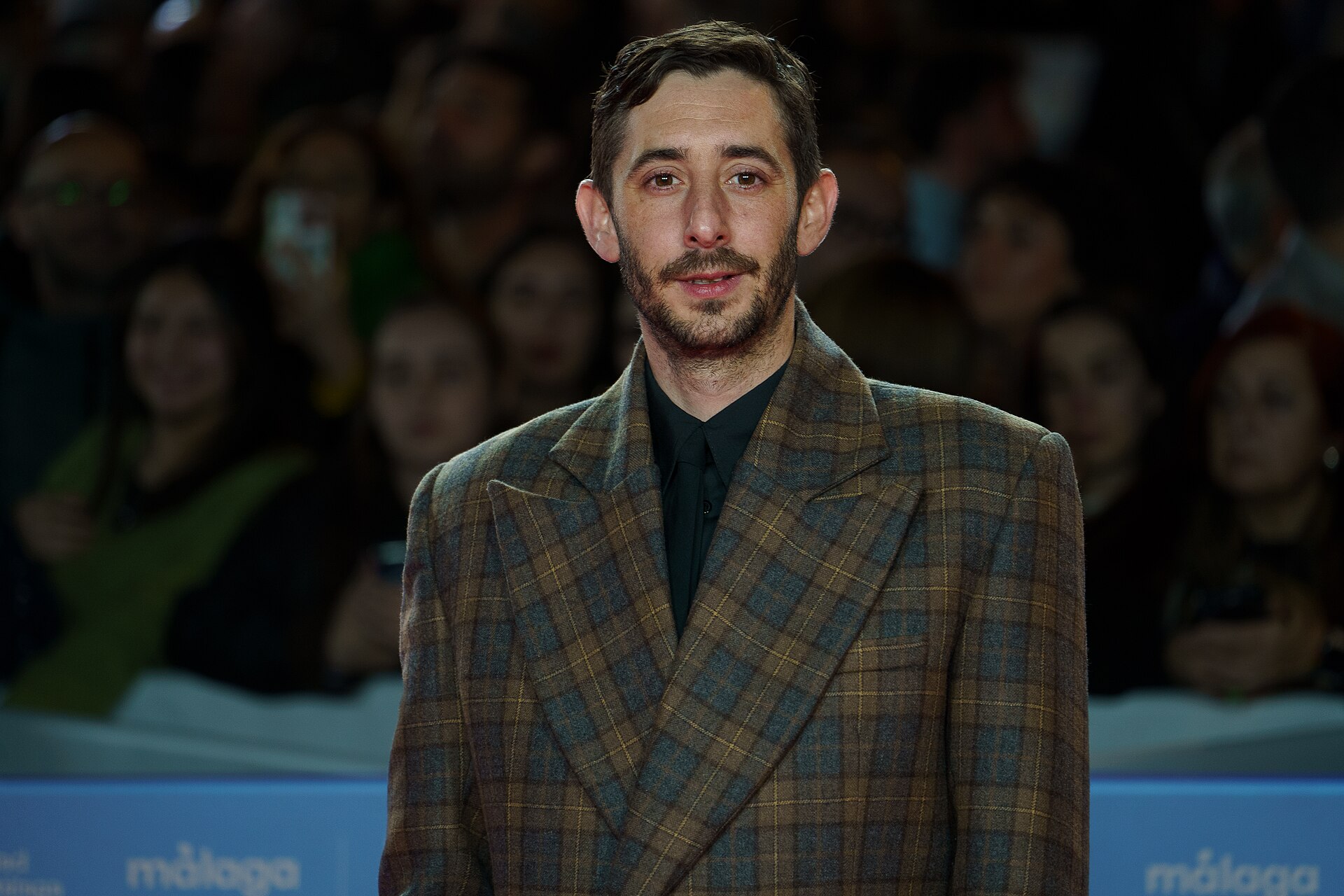 Enric Auquer at the Red Carpet of the Malaga 2025 Festival next to Cervantes Theater