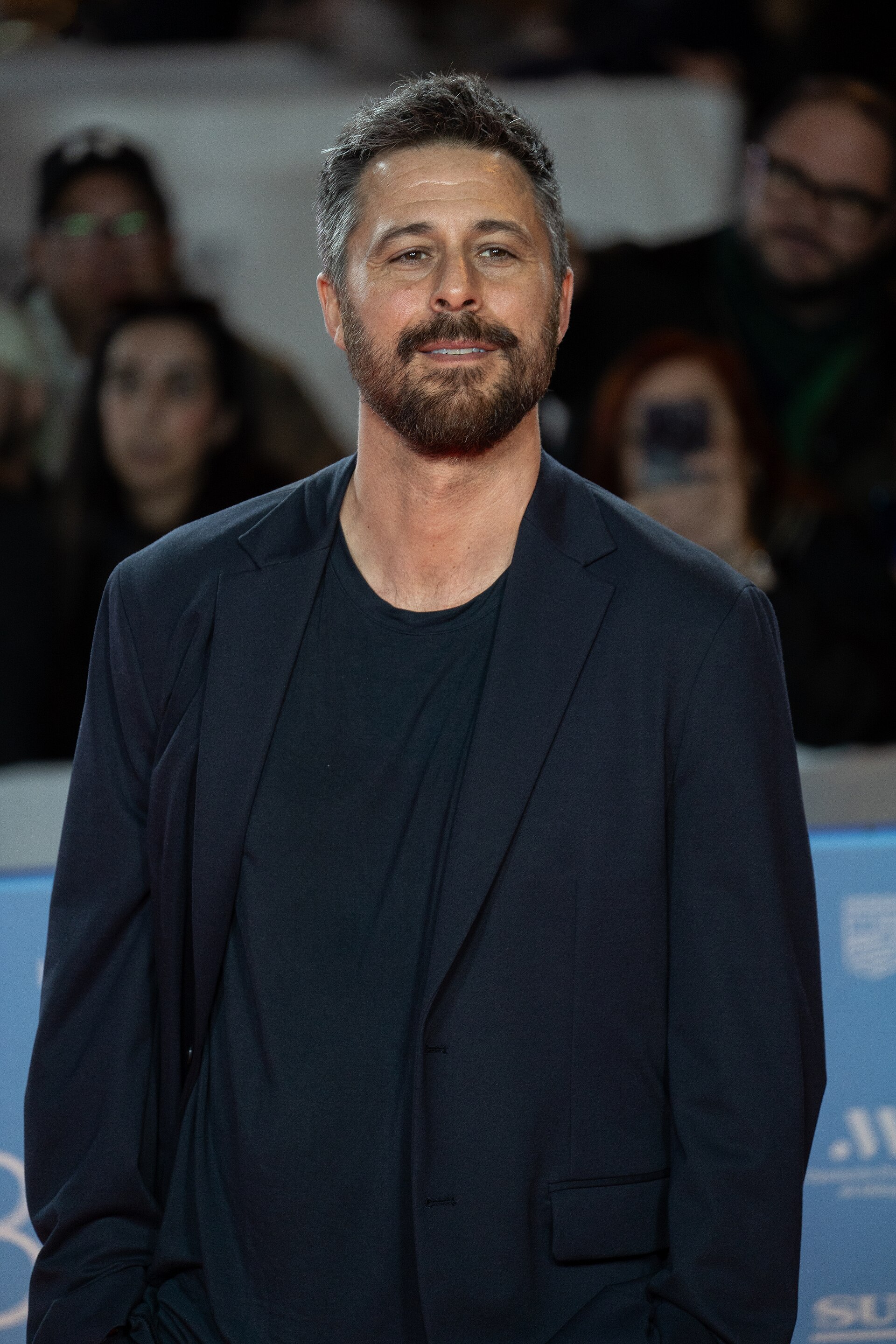 Hugo Silva at the Red Carpet of the Malaga 2025 Festival next to Cervantes Theater