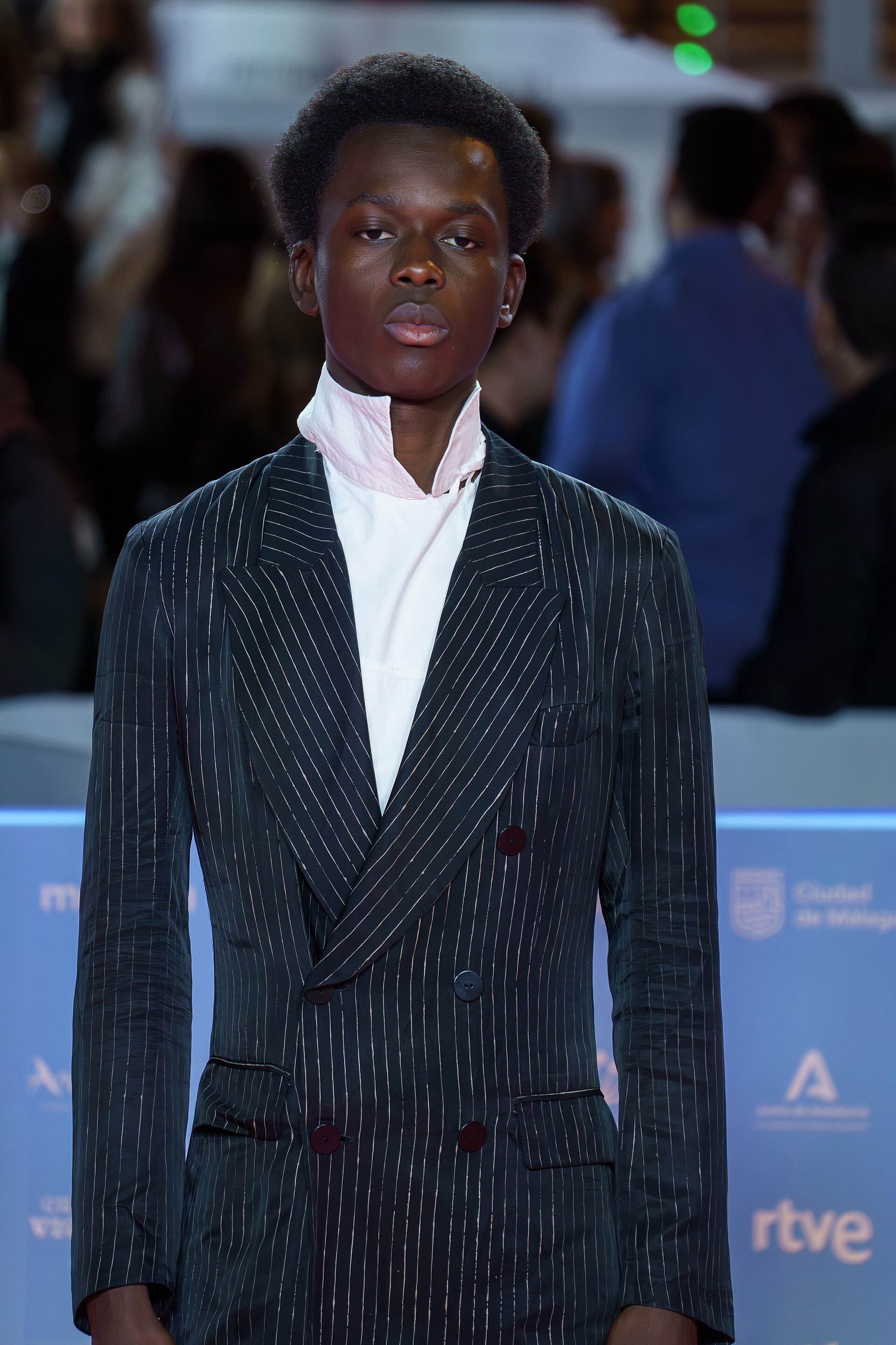 Ibrahima Koné at the Red Carpet of the Malaga 2025 Festival next to Cervantes Theater