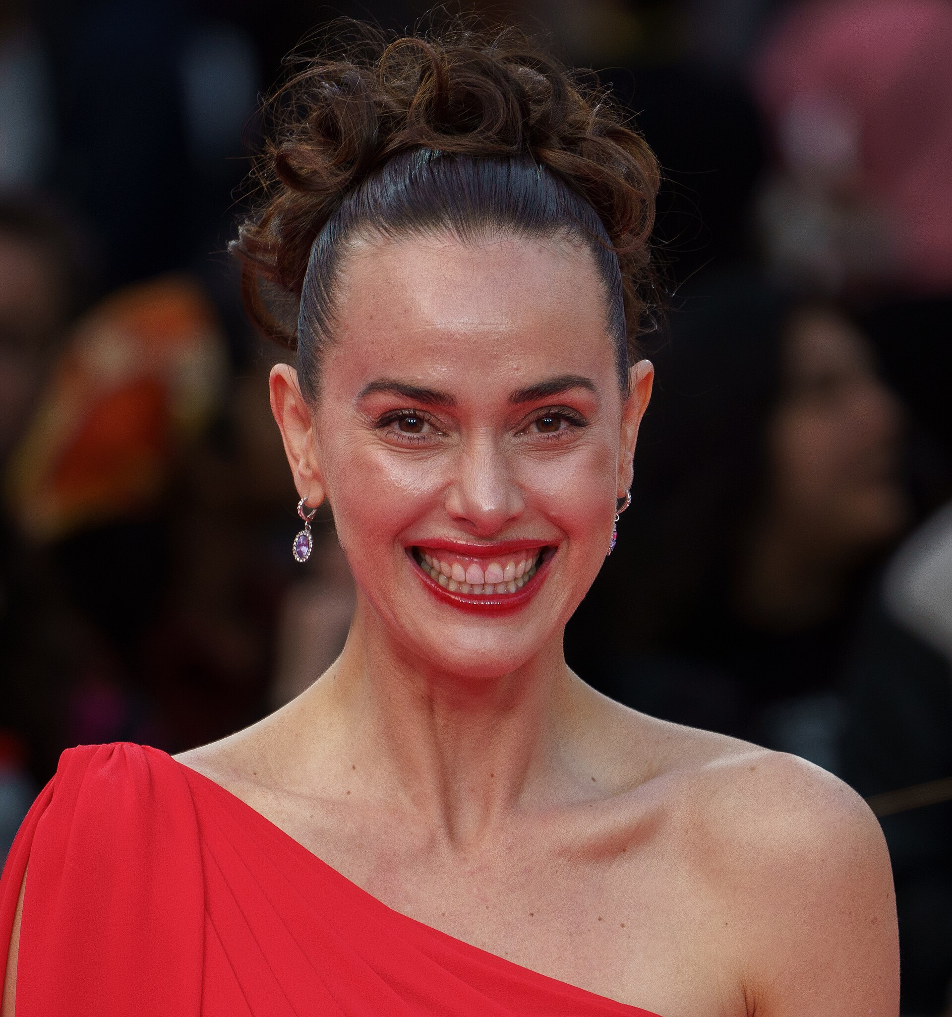 Irene Esser at the Red Carpet of the Malaga 2025 Festival next to Cervantes Theater