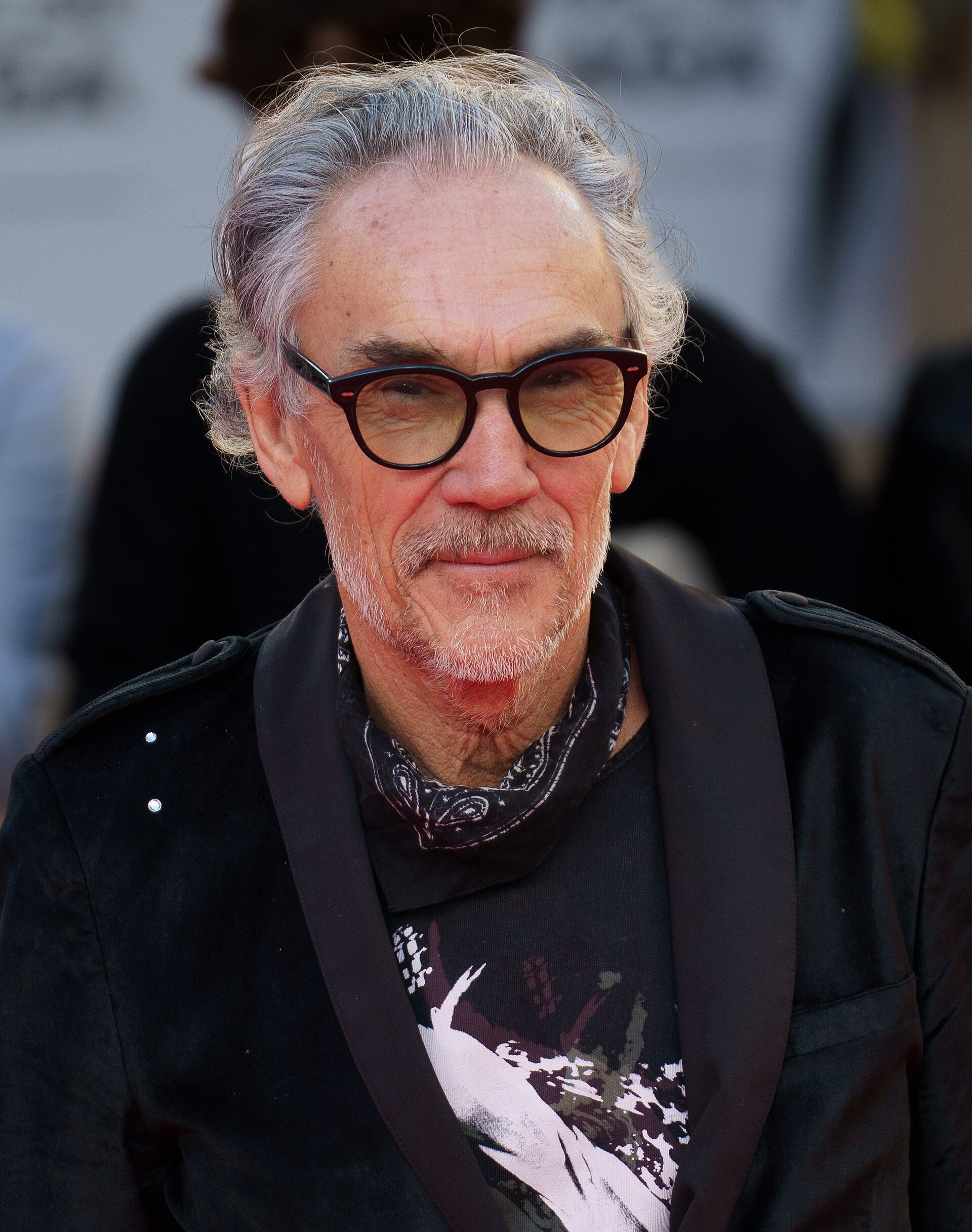 José Manuel Lorenzo at the Red Carpet of the Malaga 2025 Festival next to Cervantes Theater