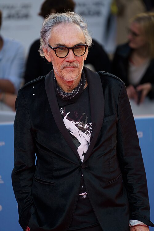 José Manuel Lorenzo at the Red Carpet of the Malaga 2025 Festival next to Cervantes Theater