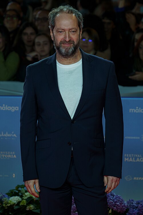 Josean Bengoetxea at the Red Carpet of the Malaga 2025 Festival next to Cervantes Theater