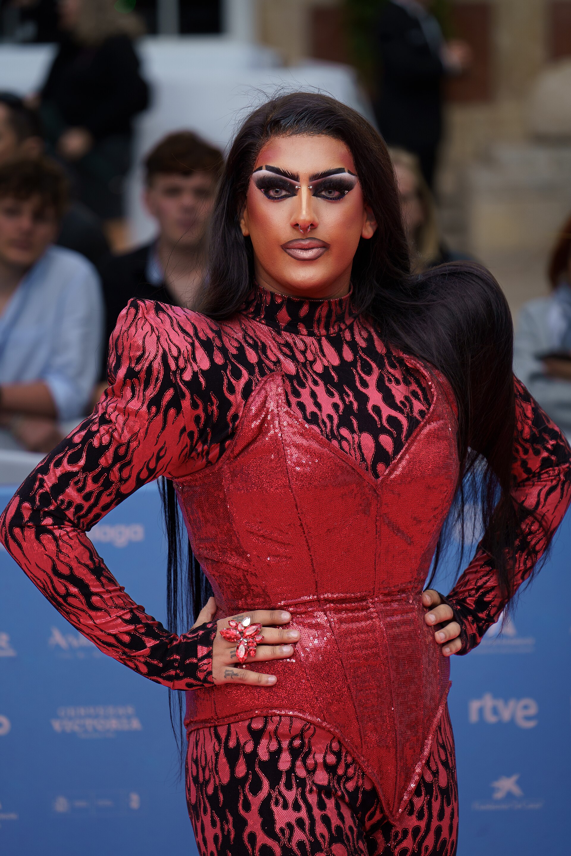 Jota Carajota at the Red Carpet of the Malaga 2025 Festival next to Cervantes Theater