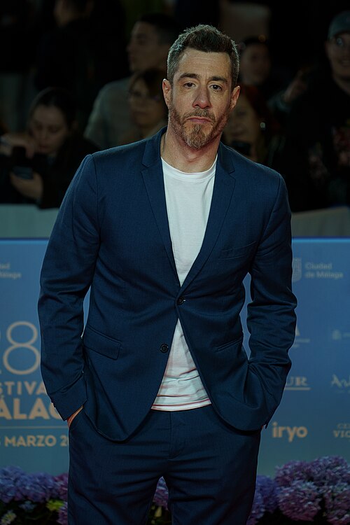 Juan López-Tagle at the Red Carpet of the Malaga 2025 Festival next to Cervantes Theater