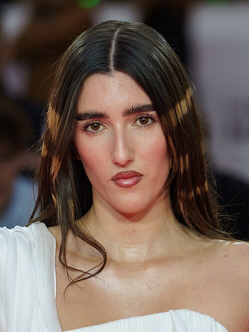 Judeline at the Red Carpet of the Malaga 2025 Festival next to Cervantes Theater