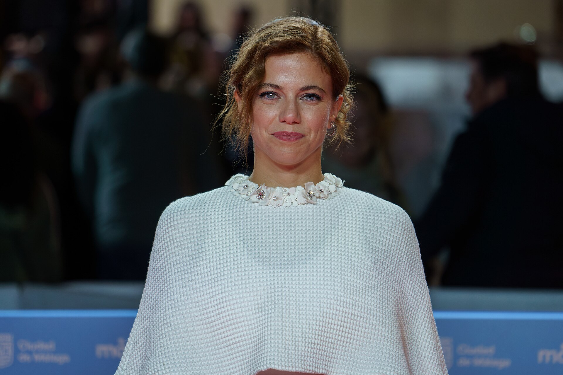 Justina Bustos at the Red Carpet of the Malaga 2025 Festival next to Cervantes Theater