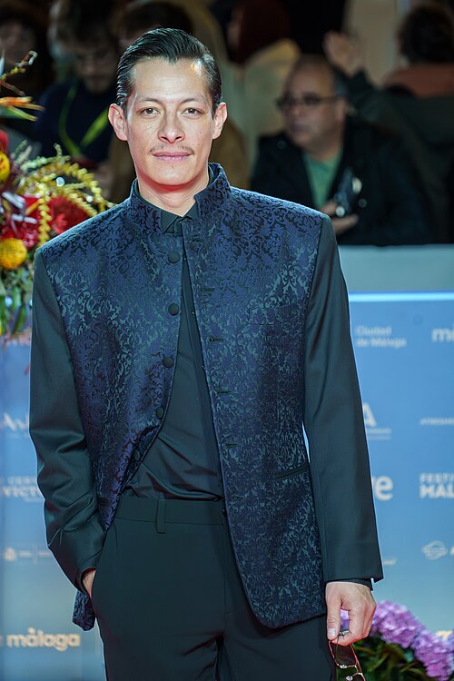 Luis Alberti at the Red Carpet of the Malaga 2025 Festival next to Cervantes Theater