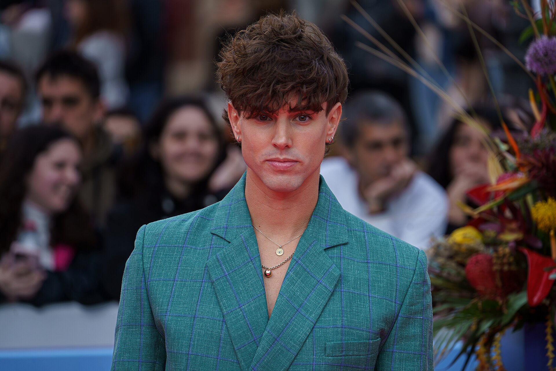 Mike Fajardo at the Red Carpet of the Malaga 2025 Festival next to Cervantes Theater