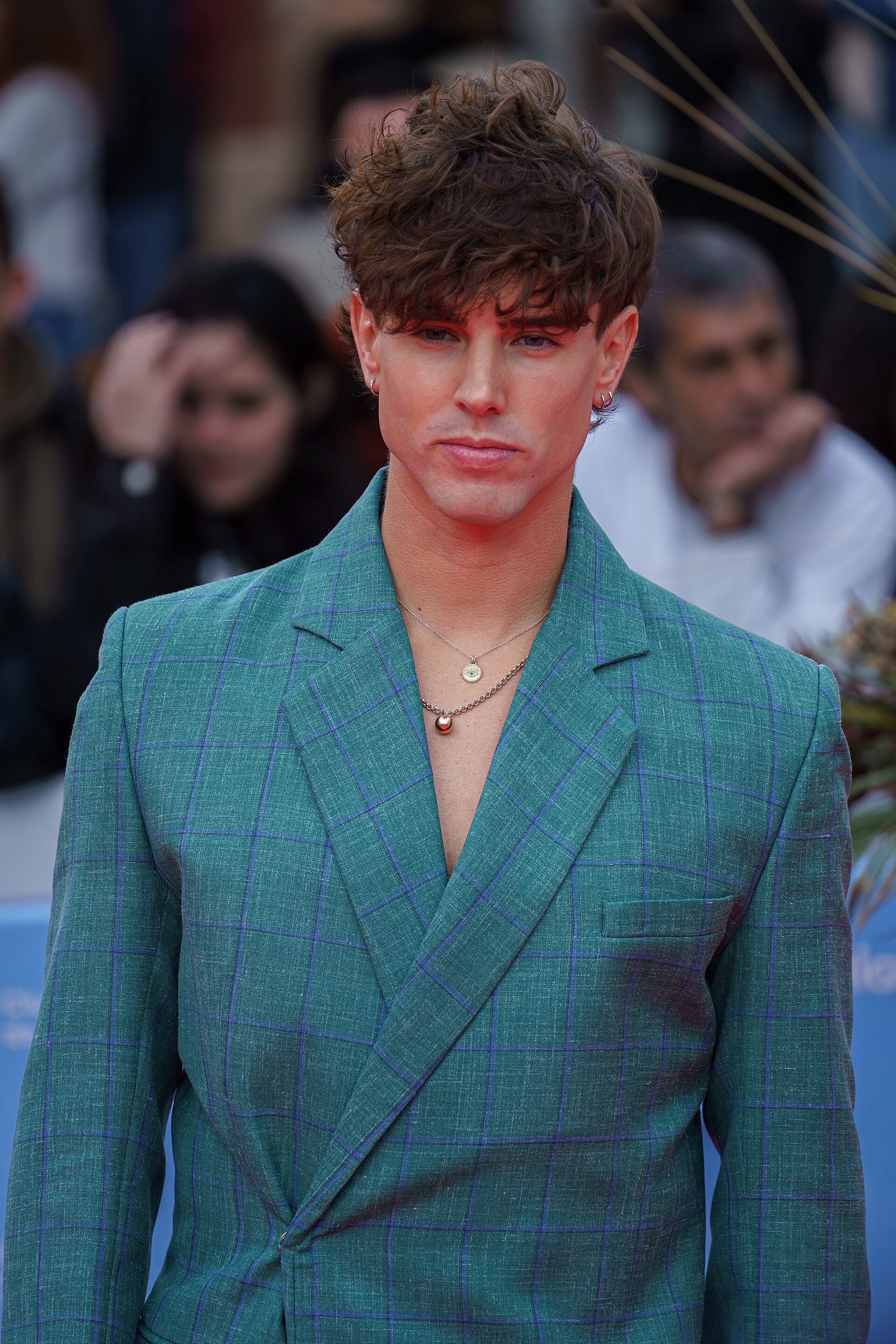 Mike Fajardo at the Red Carpet of the Malaga 2025 Festival next to Cervantes Theater