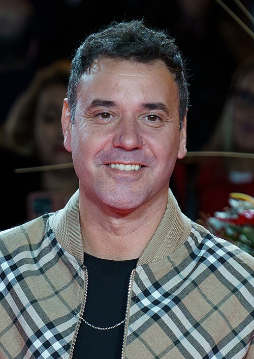 Miquel Fernández at the Red Carpet of the Malaga 2025 Festival next to Cervantes Theater