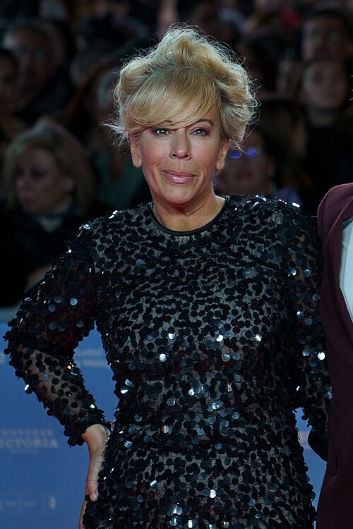 María Eizaguirre at the Red Carpet of the Malaga 2025 Festival next to Cervantes Theater