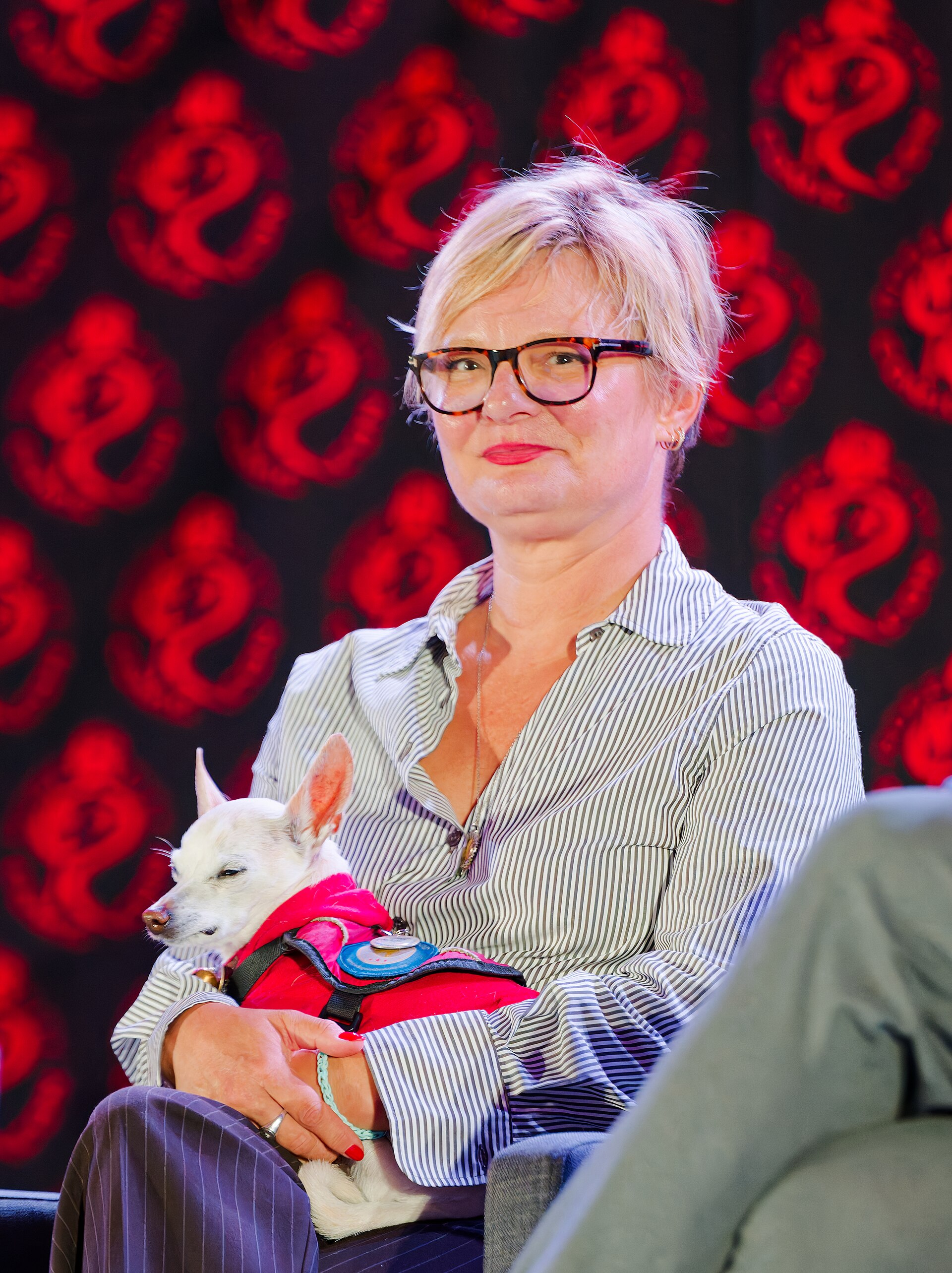 Martha Plimpton on the main stage at Rose City Comic Con