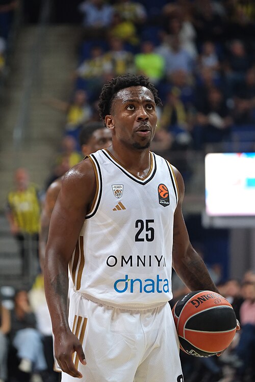 McKinley Wright IV 25 Dubai Basketball Euroleague 20251014