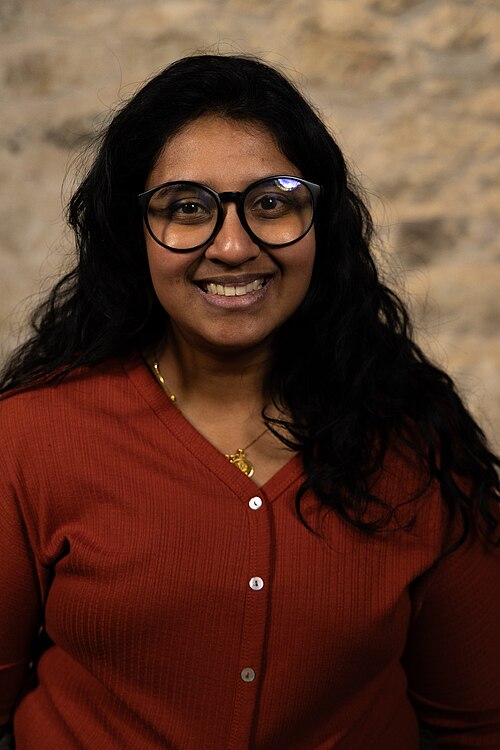 Meenu Pillai, Environmental consultant, at the WikiPortraits studio at the 2025 SXSW Festival.