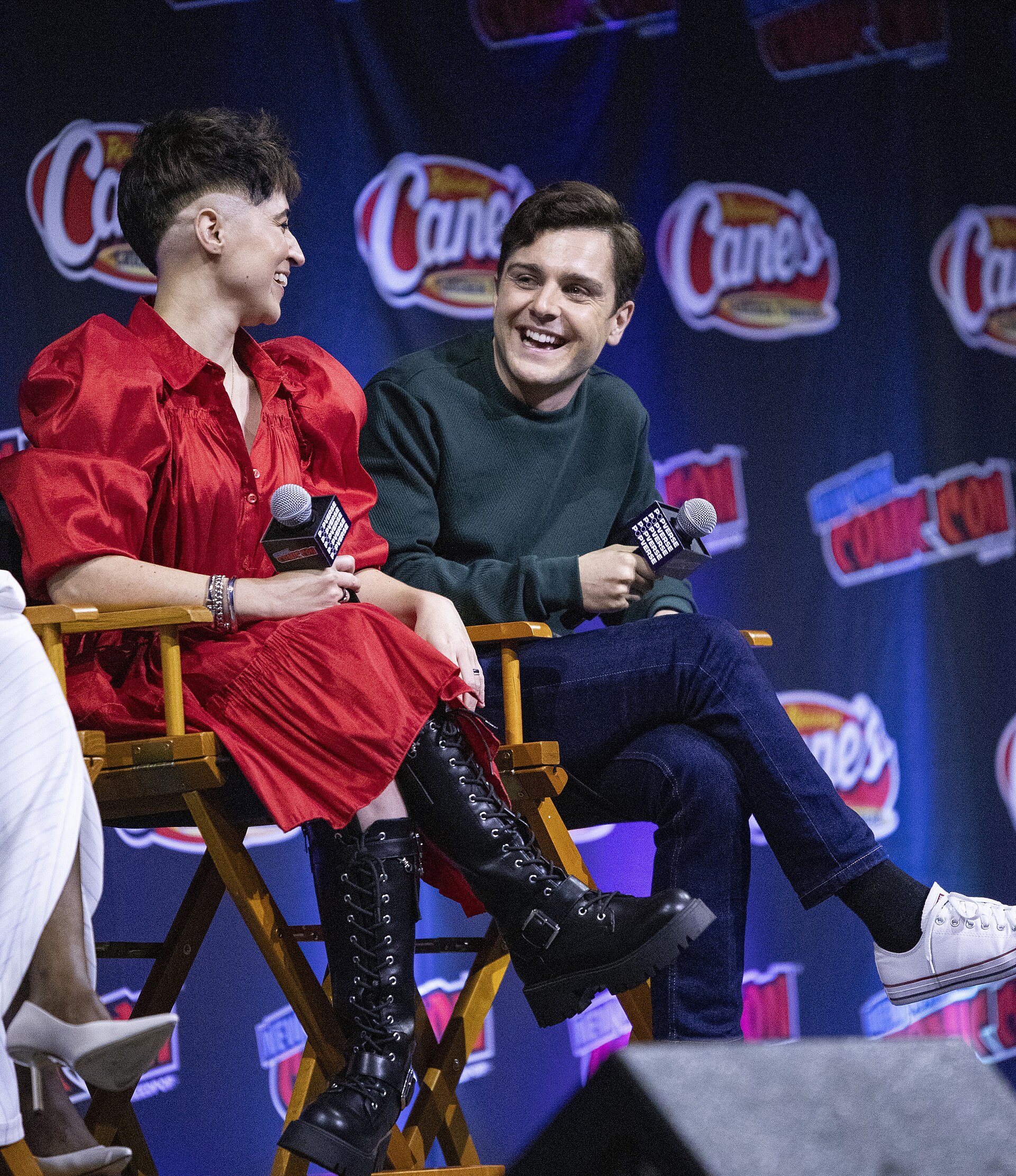 Melissa Navia and Martin Quinn  at the 2025 NYCC Star Trek: Strange New Worlds Panel.