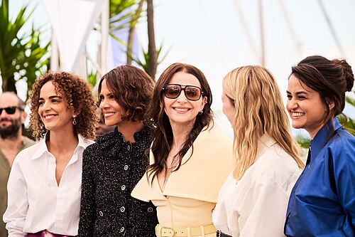 Leïla Slimani, Halle Berry, Juliette Binoche, Alba Rohrwacher and Payal Kapadia during a photocall at the 2025 Cannes Film Festival. They are part of the jury for the 2025 festival.
