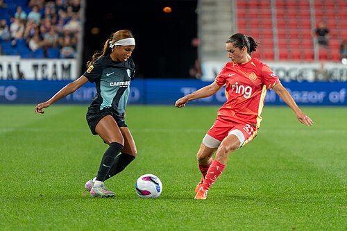 Midge Purce and Jessie Fleming during Gotham FC vs Portland Thorns FC on 26 Sep 2025