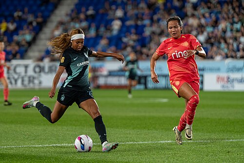 Midge Purce and Sam Hiatt during Gotham FC vs Portland Thorns FC on 26 Sep 2025