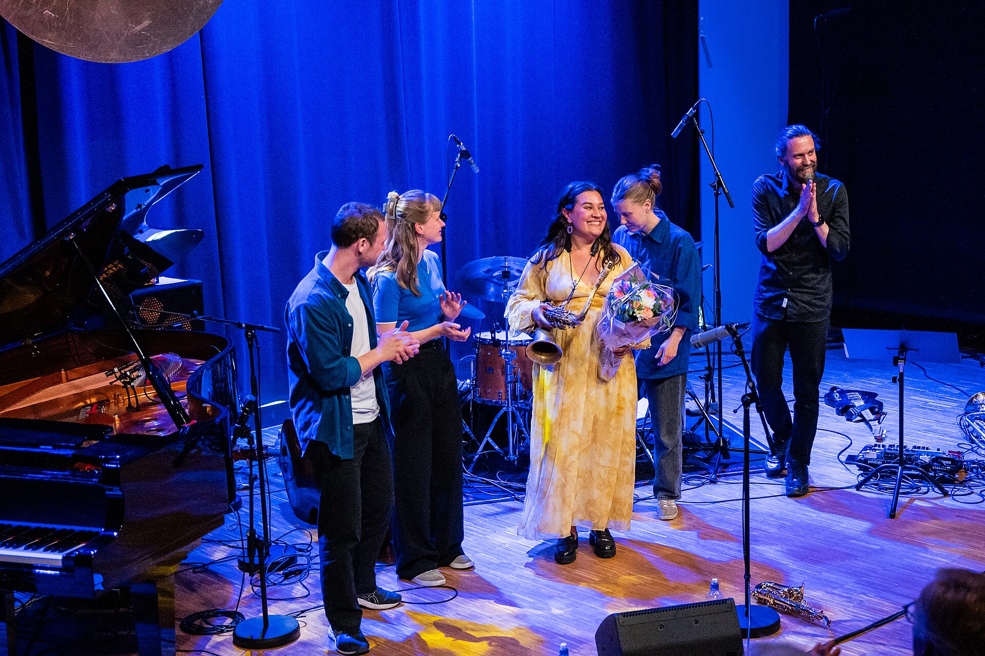 Mona Krogstad "Serenity now" med Veslemøy Narvesen, Hogne Kleiberg, Kertu Auer og special guest Kristoffer Lo. Sølvsalen, Kongsberg Jazzfestival 2024.
Foto: Birgit Fostervold @knipselyst

CC: BY-SA 2.0