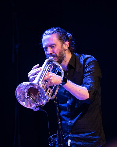 Mona Krogstad "Serenity now" med Veslemøy Narvesen, Hogne Kleiberg, Kertu Auer og special guest Kristoffer Lo. Sølvsalen, Kongsberg Jazzfestival 2024.
Foto: Birgit Fostervold @knipselyst

CC: BY-SA 2.0