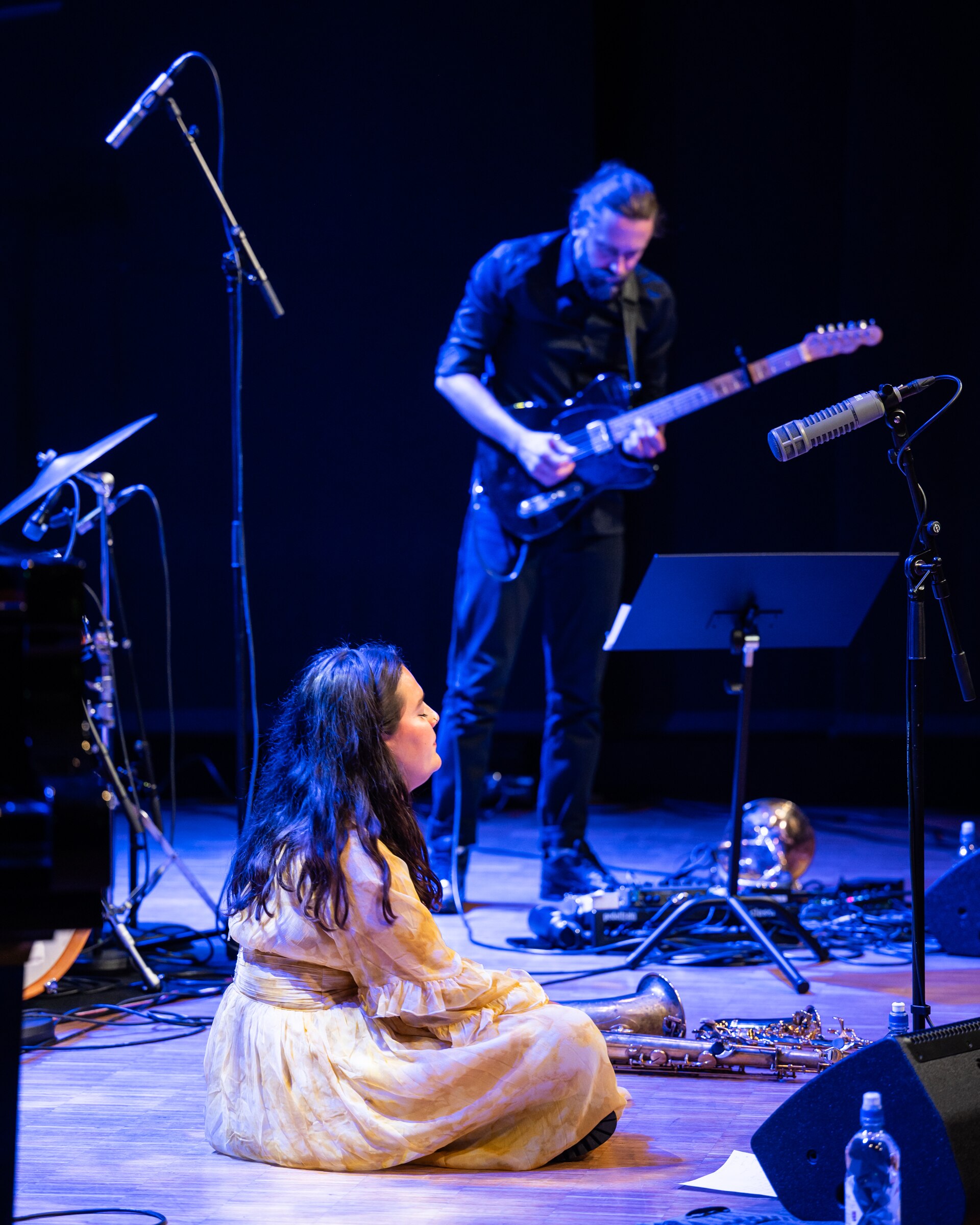 Mona Krogstad "Serenity now" med Veslemøy Narvesen, Hogne Kleiberg, Kertu Auer og special guest Kristoffer Lo. Sølvsalen, Kongsberg Jazzfestival 2024.
Foto: Birgit Fostervold @knipselyst

CC: BY-SA 2.0