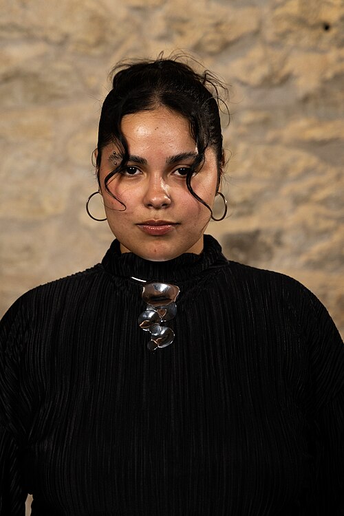 Monse, Private Jeweler, at the WikiPortraits studio at the 2025 SXSW Festival.