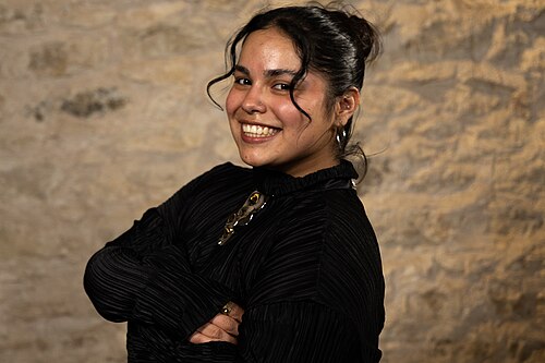 Monse, Private Jeweler, at the WikiPortraits studio at the 2025 SXSW Festival.