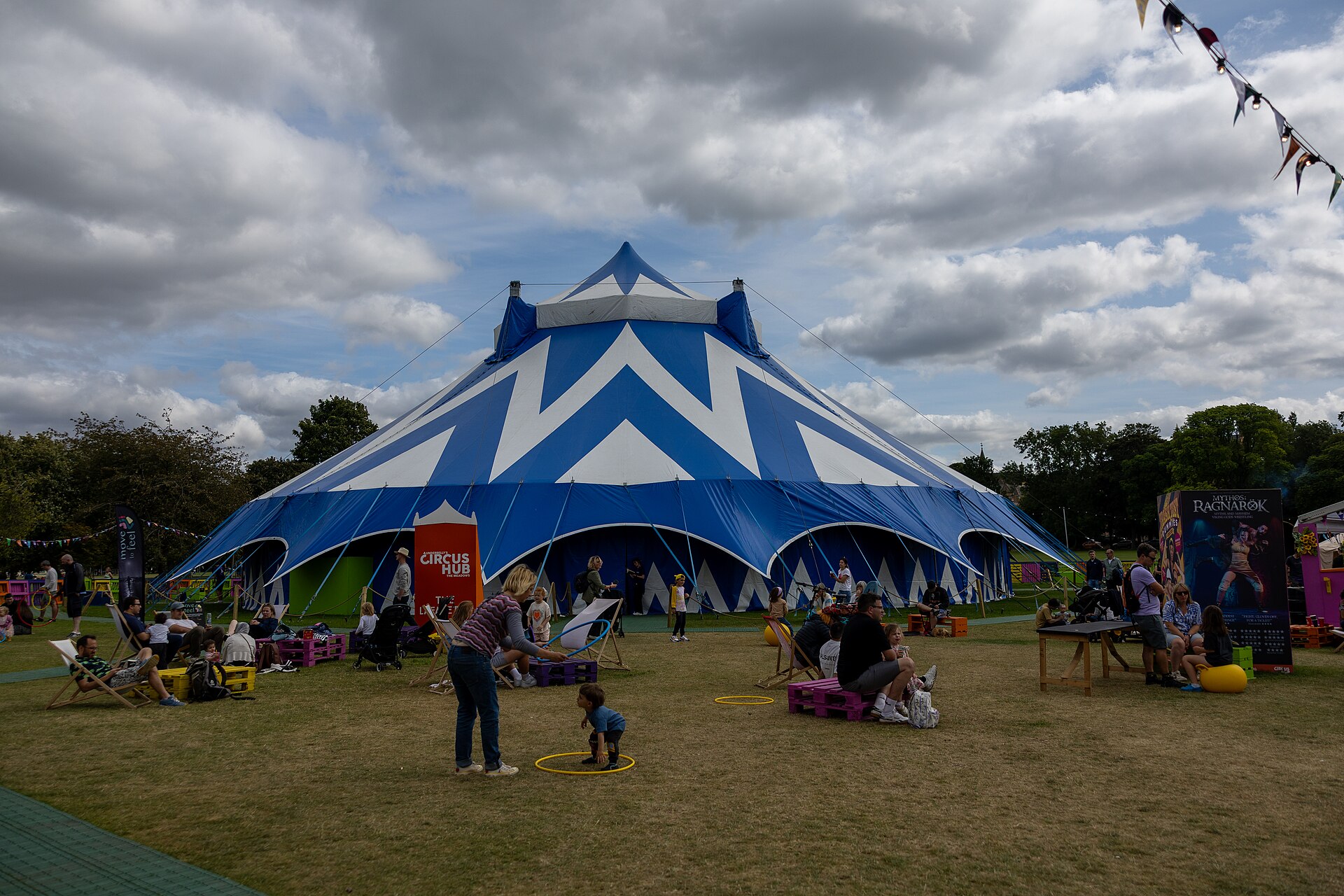 The vibe in the streets at the 2025 Edinburgh Festival Fringe.