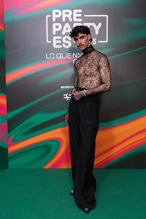 Adonxs at the Photocall of the Preparty 2025 in Madrid