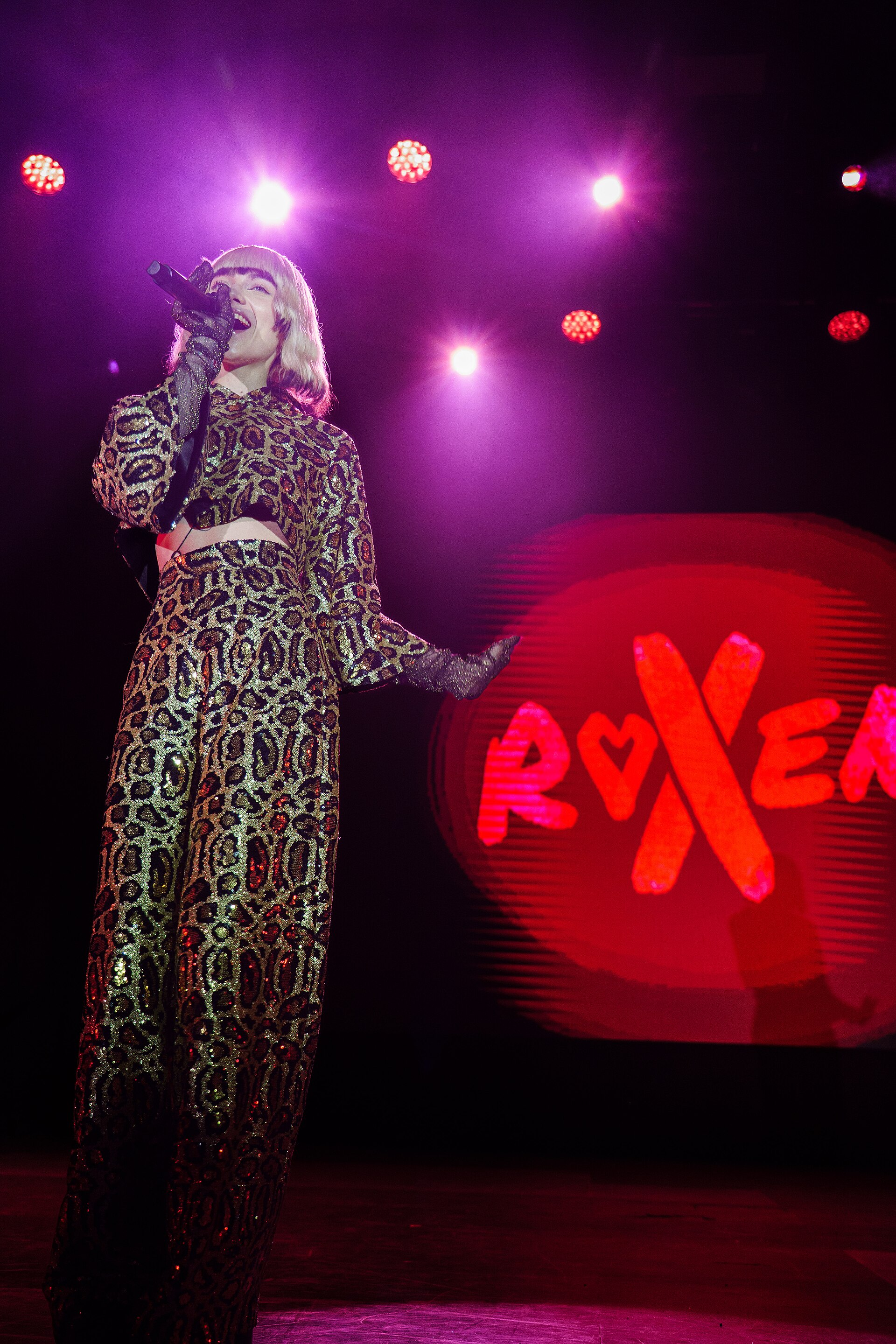 Roxen on stage at the Sala La Riviera in Madrid during Prepary Spain 2025