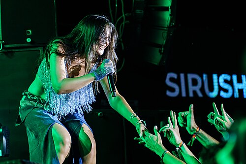 Sirusho on stage at the Sala La Riviera in Madrid during Prepary Spain 2025