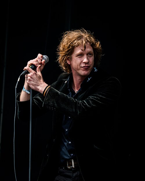 Roar Leren with Backstreet Girls at Tons of Rock 2025