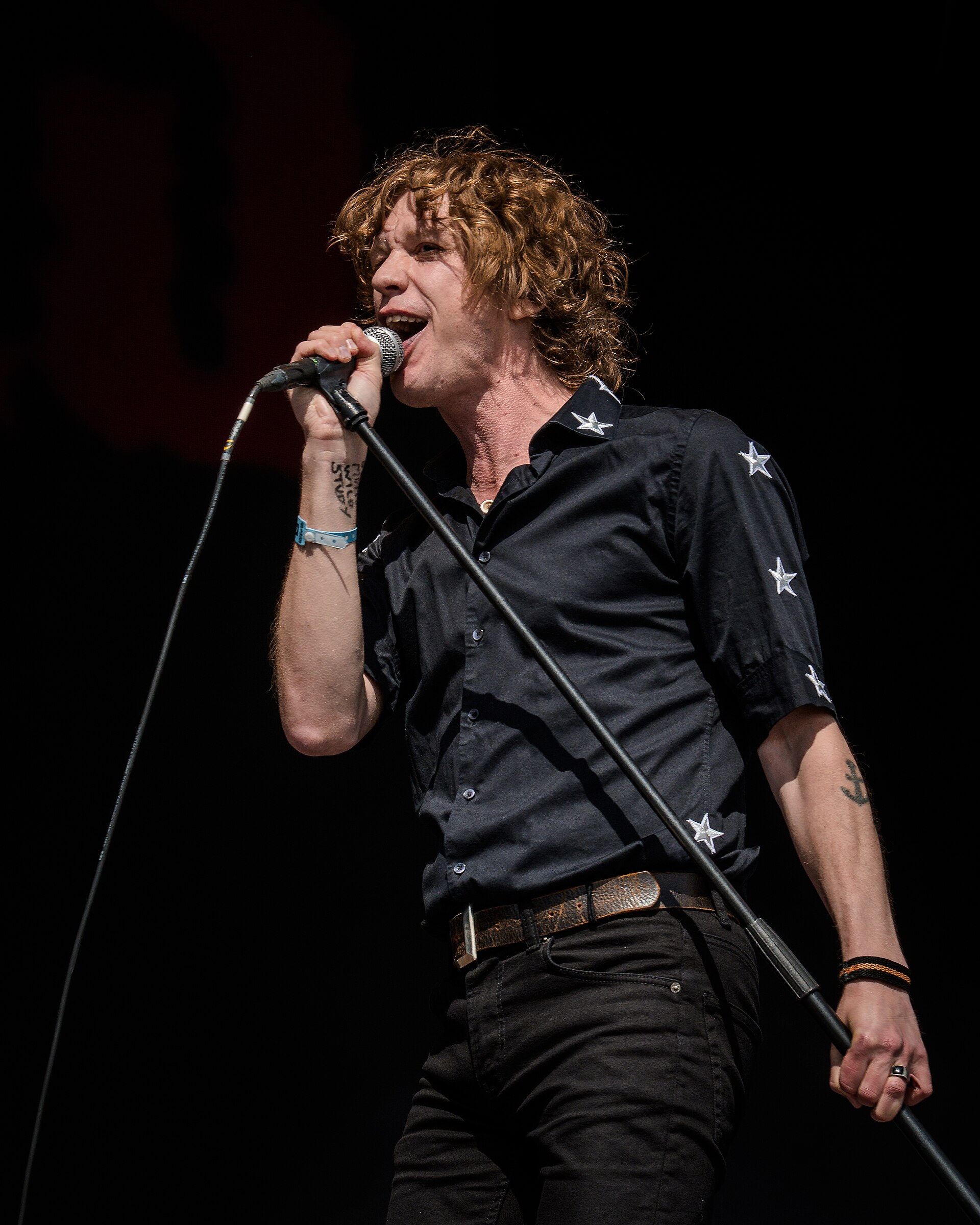 Roar Leren with Backstreet Girls at Tons of Rock 2025