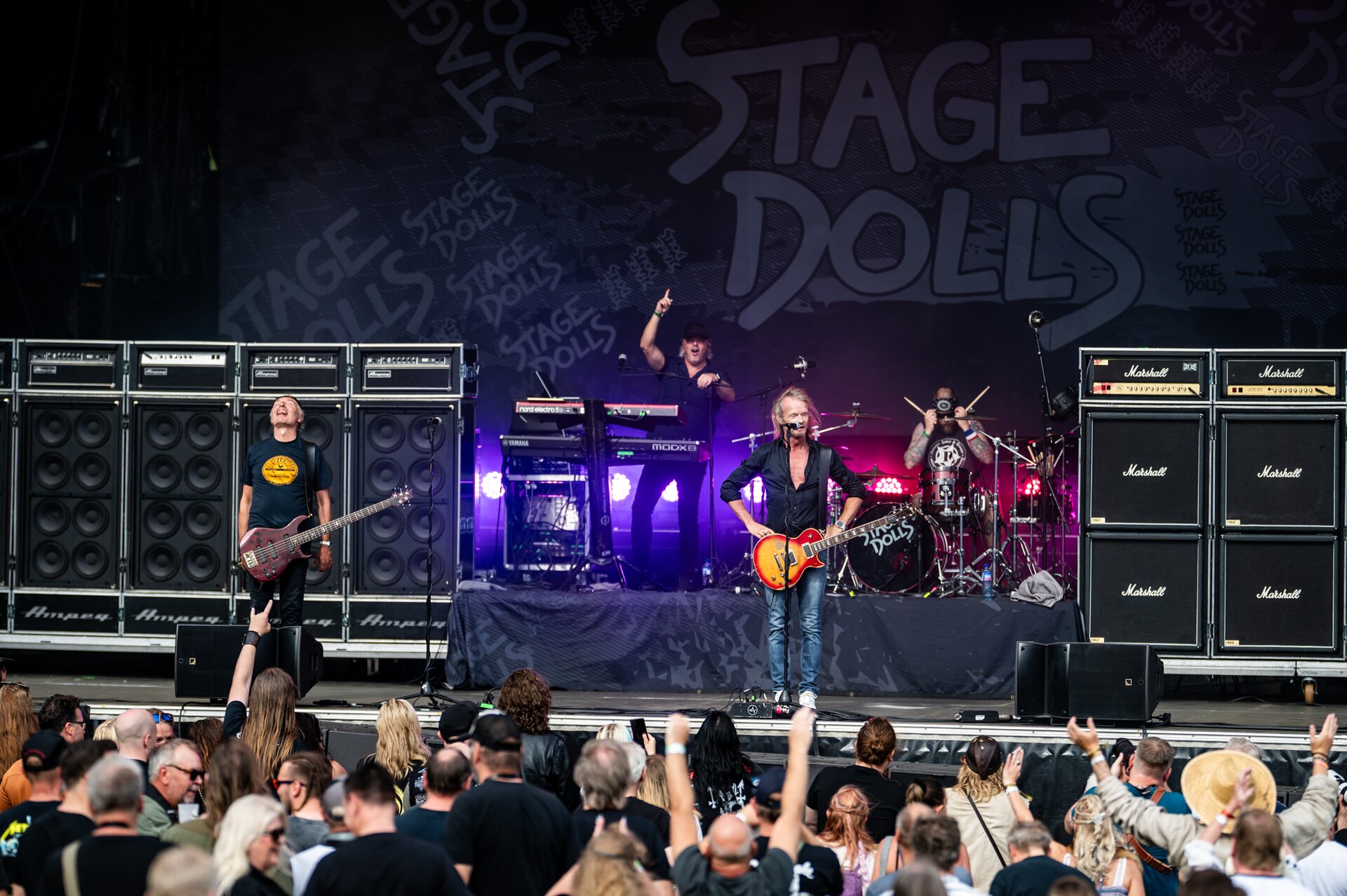 Stage Dolls performing at Midgardsblot 2025