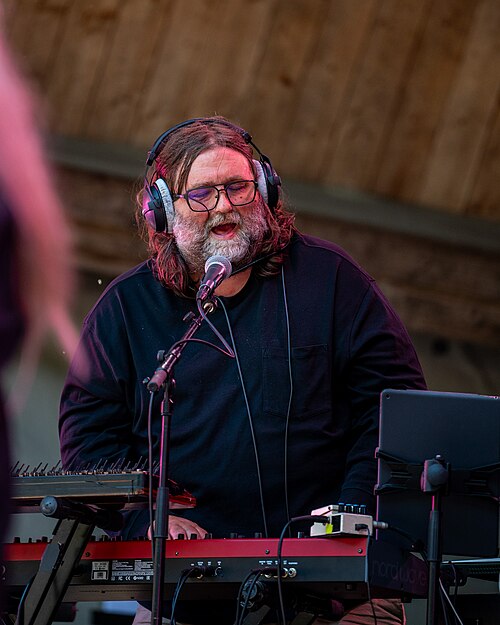 Stein Austrud med Mari Boine på festivalen Ravnedalen Live i Kristiansand, 2024