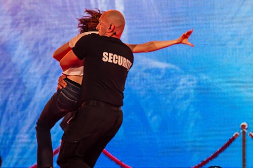 Tommy Cash, Eurovision 2025 1st semi final live show