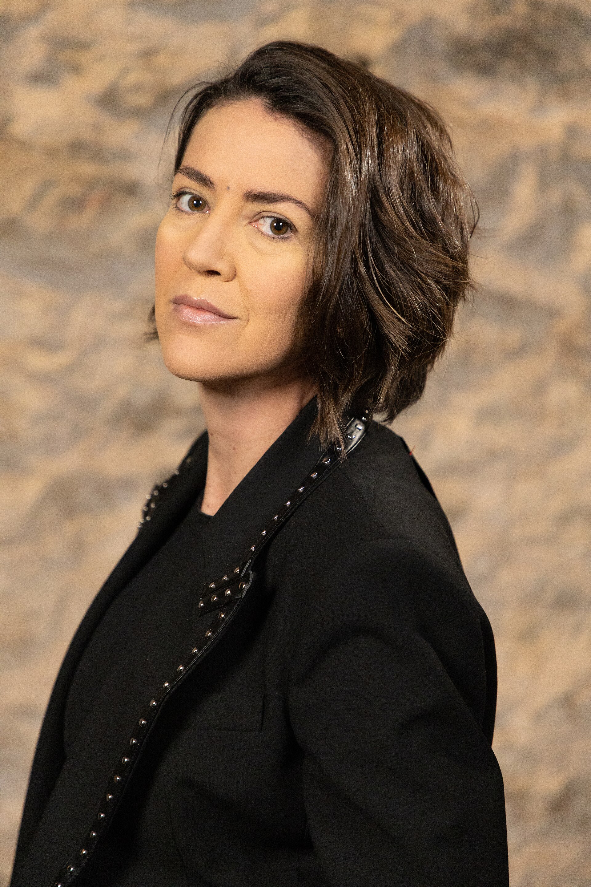 Urzula Barba Hopfner, Film Director, at the WikiPortraits studio at the 2025 SXSW Festival.