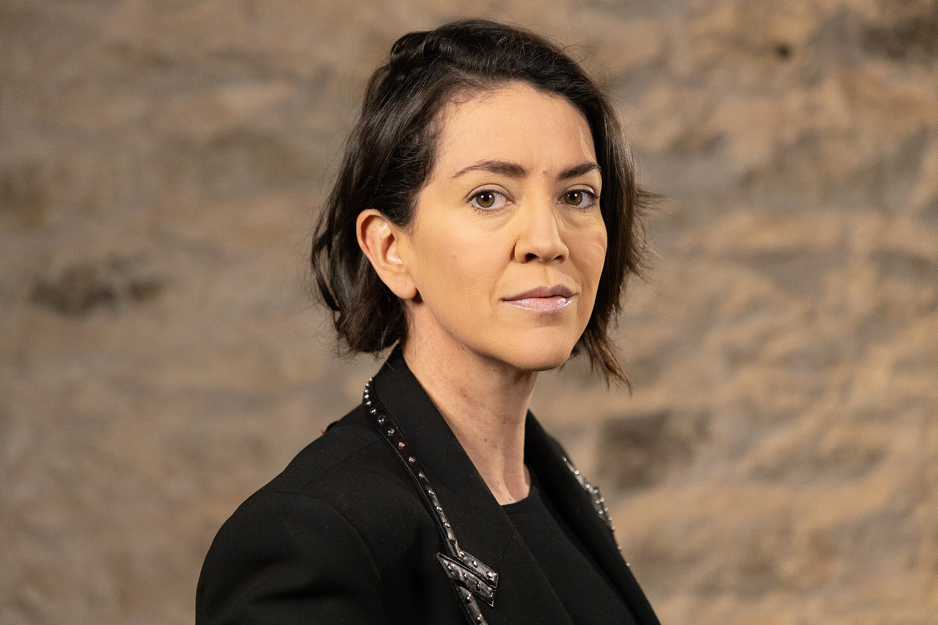 Urzula Barba Hopfner, Film Director, at the WikiPortraits studio at the 2025 SXSW Festival.