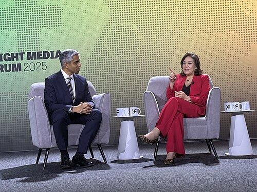 Vivek H. Murthy and and Maribel Pérez Wadsworth speaking at the 2025 Knight Media Forum in Miami, Florida in February 2025