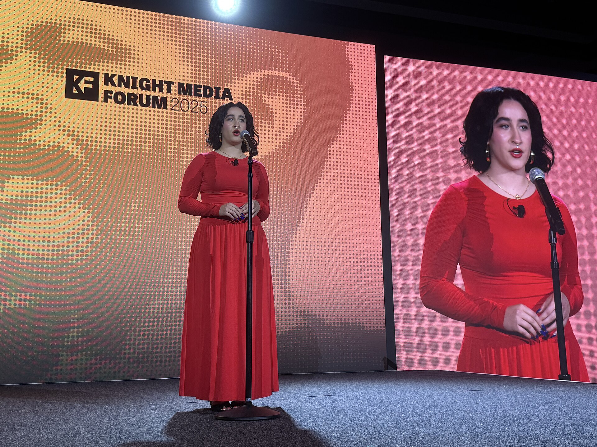 Vivienne Serret, Politics and Investigative Reporter at The Independent Florida Alligator, speaking at the 2025 Knight Media Forum in Miami, Florida in February 2025