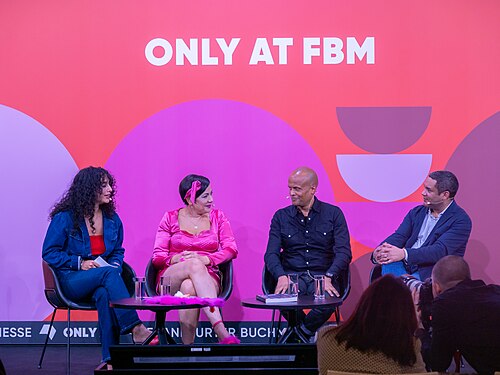 Discussion panel "Zwischen Bedrohung und Widerstand" at Frankfurt Book Fair 2025