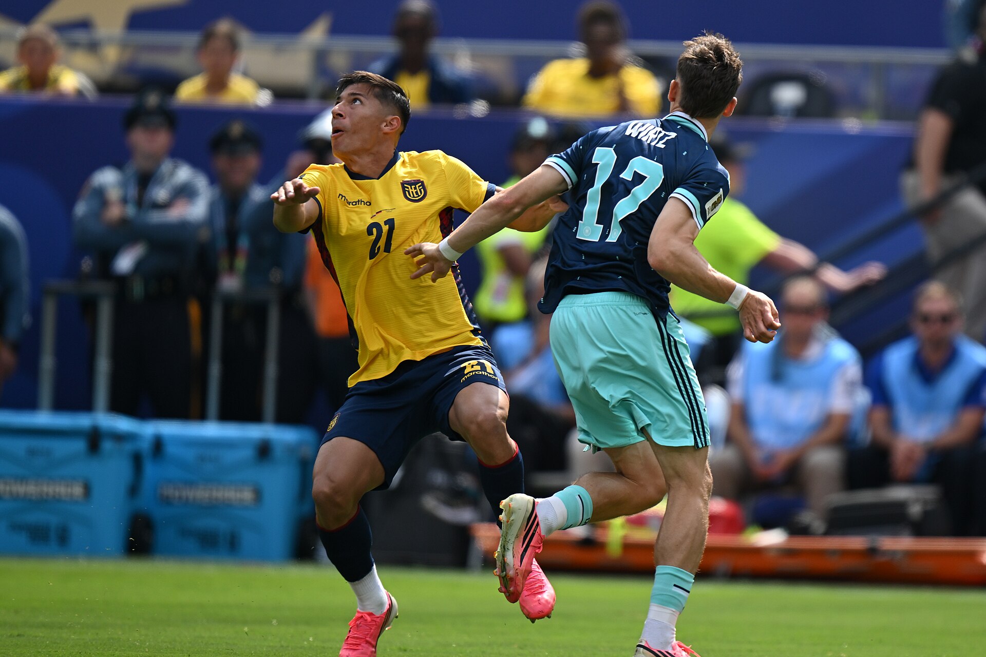 EAST RUTHERFORD, UNITED STATES - June 25: Alan Franco #21 of Ecuador battles for possession with Florian Wirtz #17 of Germany during the FIFA World Cup 2026 Group E match between Ecuador  and  Germany on June 25, 2026 MetLife Stadium, East Rutherford, New Jersey