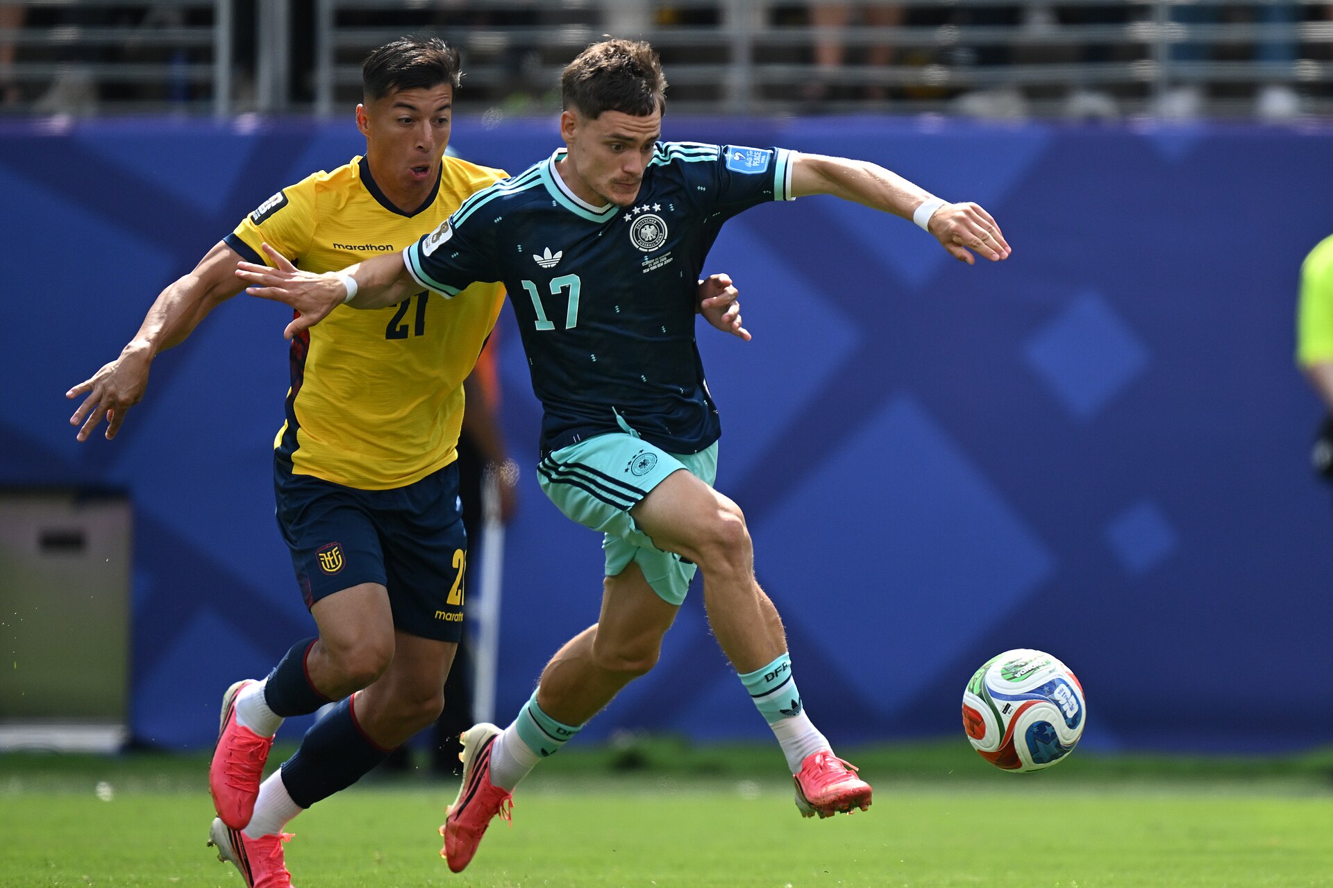 EAST RUTHERFORD, UNITED STATES - June 25: Alan Franco #21 of Ecuador battles for possession with Florian Wirtz #17 of Germany during the FIFA World Cup 2026 Group E match between Ecuador  and  Germany on June 25, 2026 MetLife Stadium, East Rutherford, New Jersey